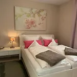 Сasa de vacaciones Apartmenthaus Baden-chalet